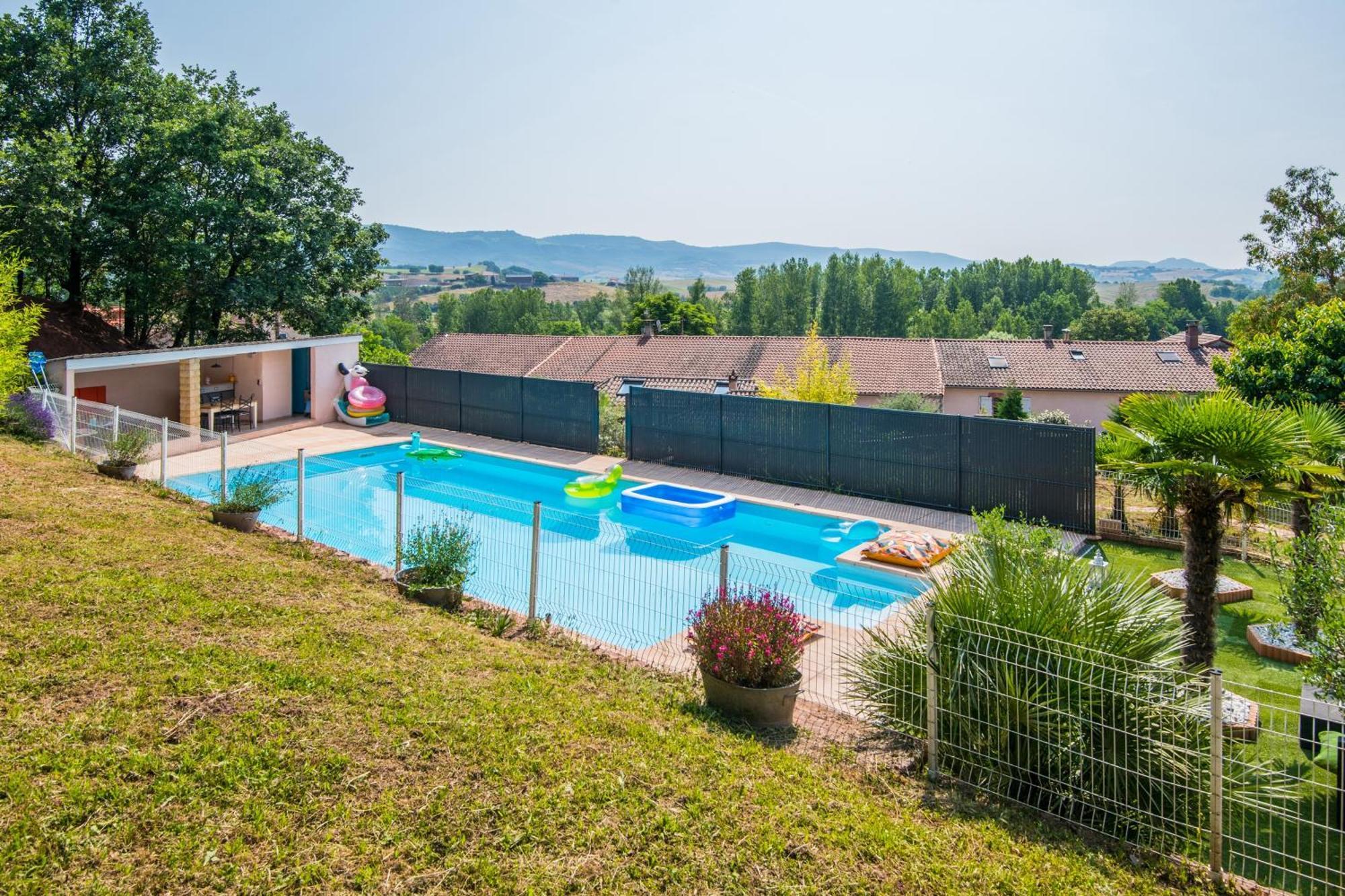 Les Roses D'angelina - Superbe Maison Avec Piscine Holiday home *